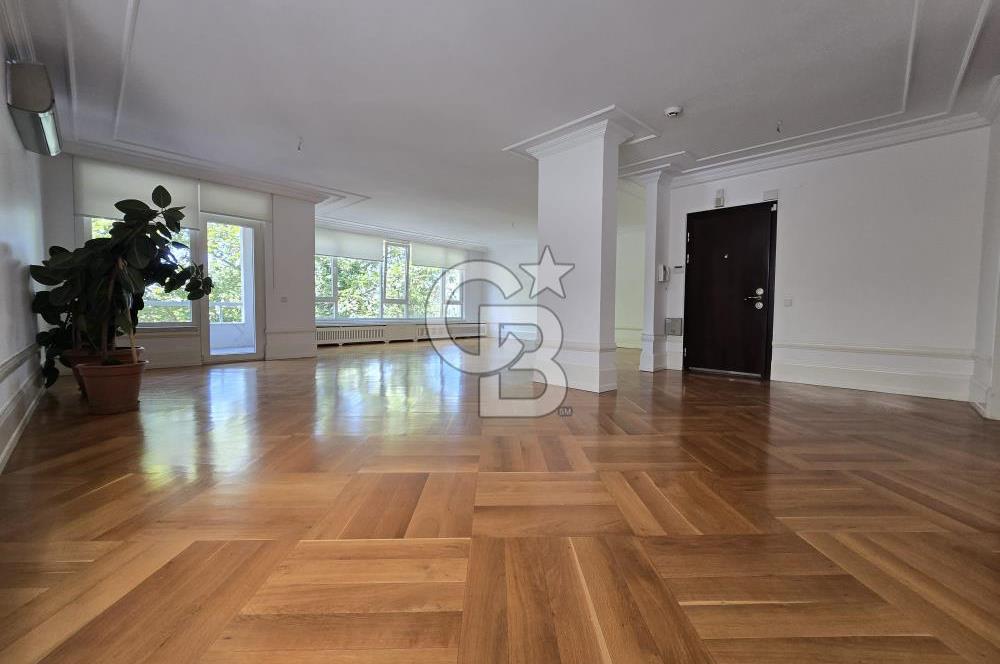 İRAN CADDESİNDE MANZARALI FULL YAPILI 225 m² 4+1 daire