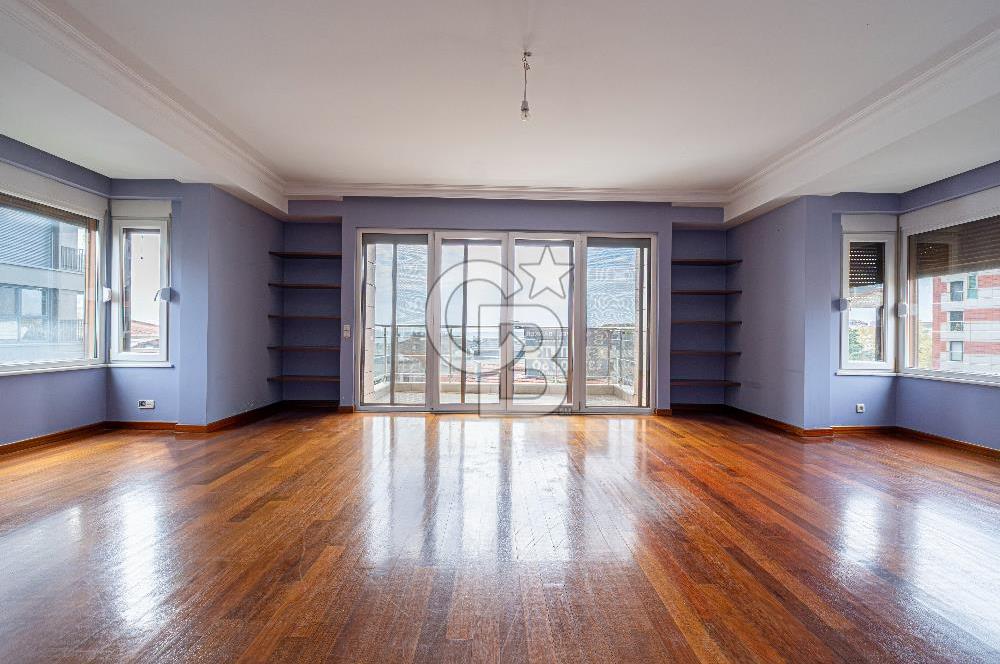KALAMIŞ'TA DENİZ MANZARALI 5+1 LÜX SATILIK DAİRE
