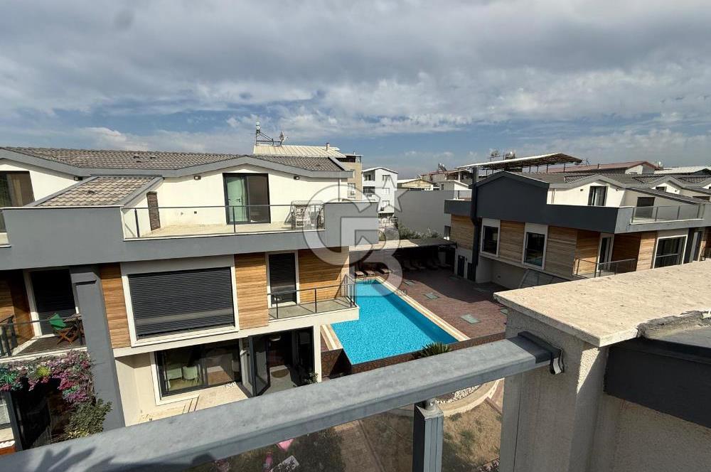 GAZİEMİR KAHVERENGİ SİTESİNDE 4+1 TRİPLEX VİLLA
