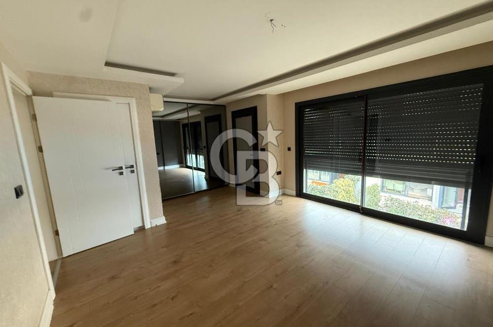 GAZİEMİR KAHVERENGİ SİTESİNDE 4+1 TRİPLEX VİLLA