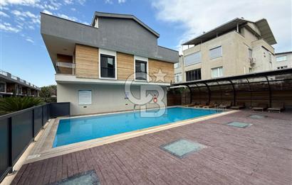 GAZİEMİR KAHVERENGİ SİTESİNDE 4+1 TRİPLEX VİLLA
