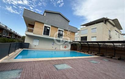 GAZİEMİR KAHVERENGİ SİTESİNDE 4+1 TRİPLEX VİLLA