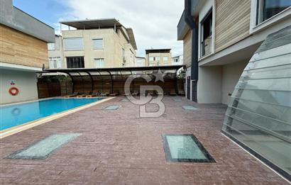 GAZİEMİR KAHVERENGİ SİTESİNDE 4+1 TRİPLEX VİLLA