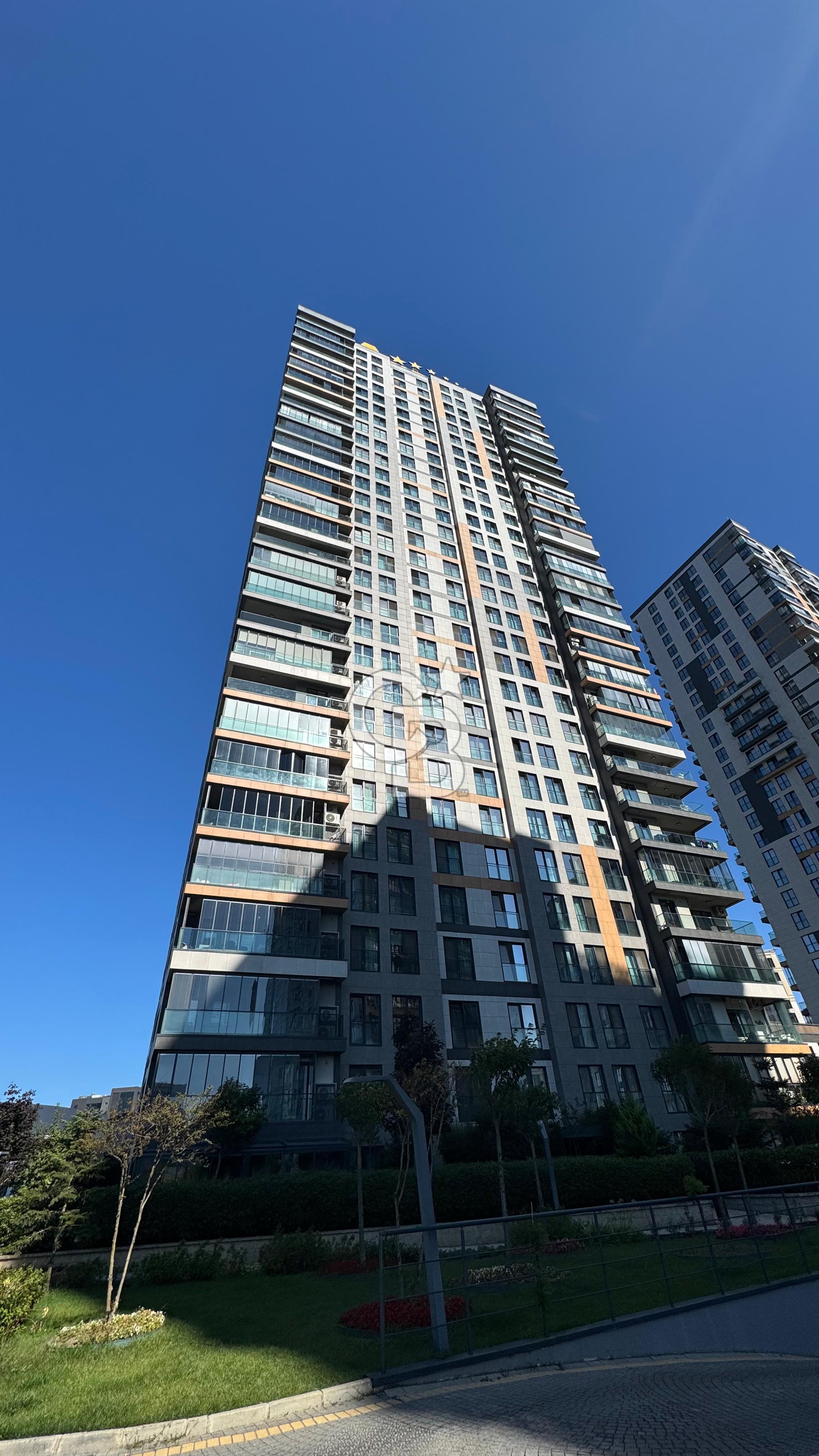 ÜMRANİYE YAMANEVLER AVRUPA KONUTLARI'NDA 3+1 ARA KAT DAİRE