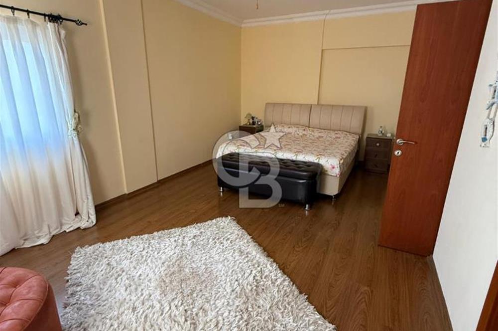 Bellapais Bölgesinde Satılık 4+1 Havuzlu Villa !!!