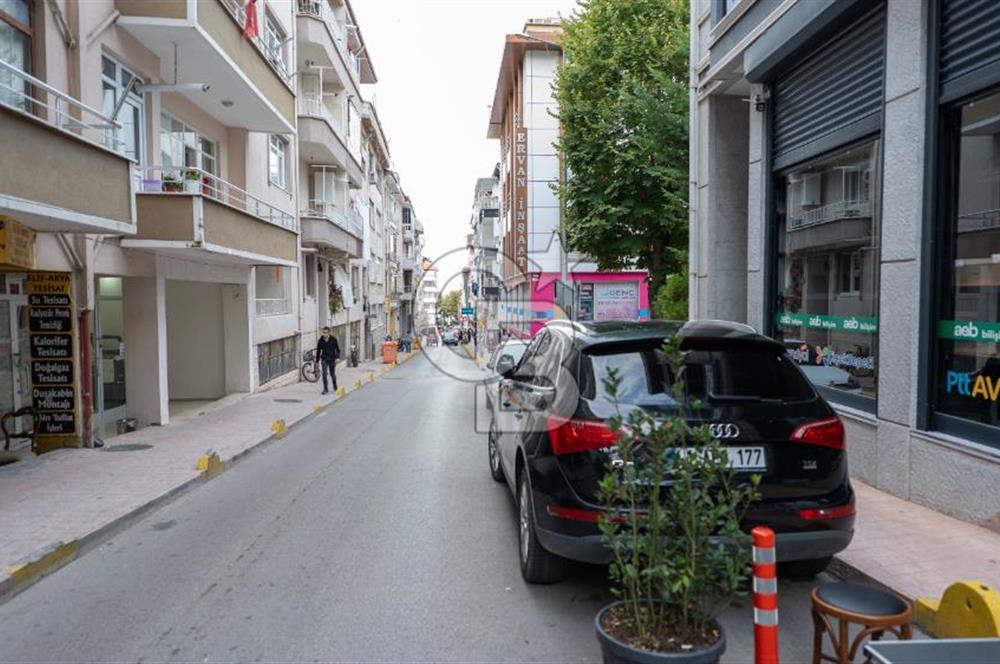 CB ENVOY'dan Karamürsel'de Merkezi Lokasyonda Satılık Dükkan