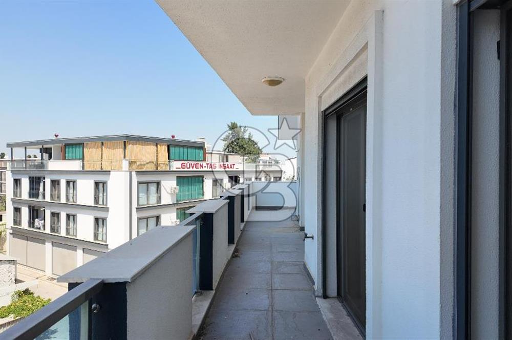 Çiğli Merkezi Konum Satılık 4+1 Lux Daire