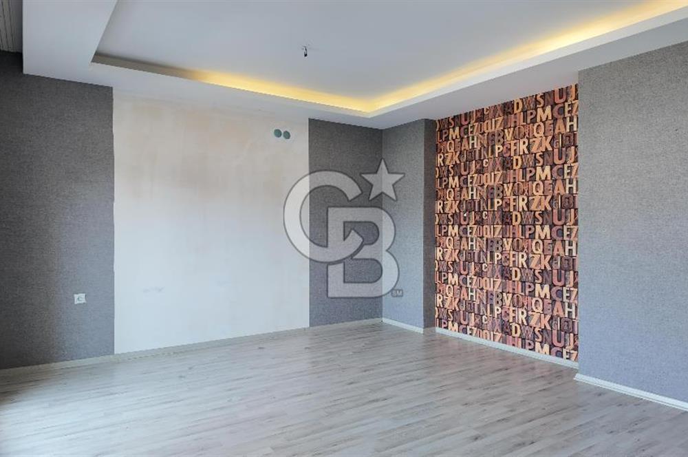 Çiğli Merkezi Konum Satılık 4+1 Lux Daire