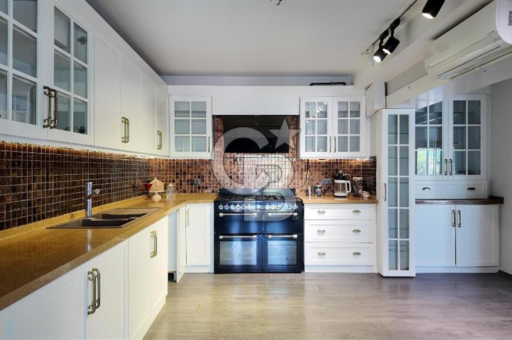 Çiğli Merkezi Konum Satılık 4+1 Lux Daire