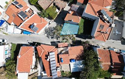 ÇANAKKALE BOZCAADA RUM MAHALLESİNDE SATILIK KÖŞE ARSA