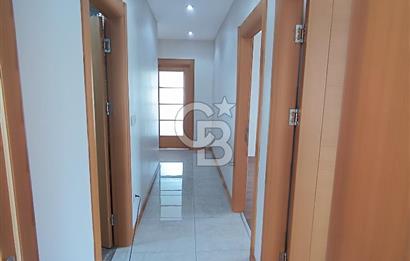 İçerenköy de satılık 3+1 daire