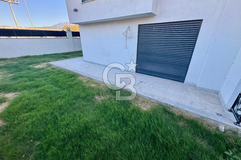 GARDEN BORNOVA SITESINDE EMSALSİZ ÇİFT CEPHELİ 1+1 DAİRE