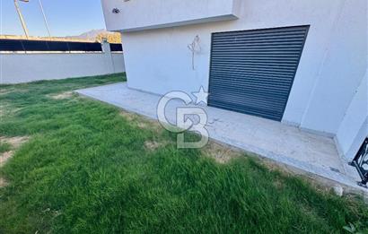 GARDEN BORNOVA SITESINDE EMSALSİZ ÇİFT CEPHELİ 1+1 DAİRE