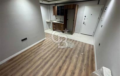 GARDEN BORNOVA SITESINDE EMSALSİZ ÇİFT CEPHELİ 1+1 DAİRE