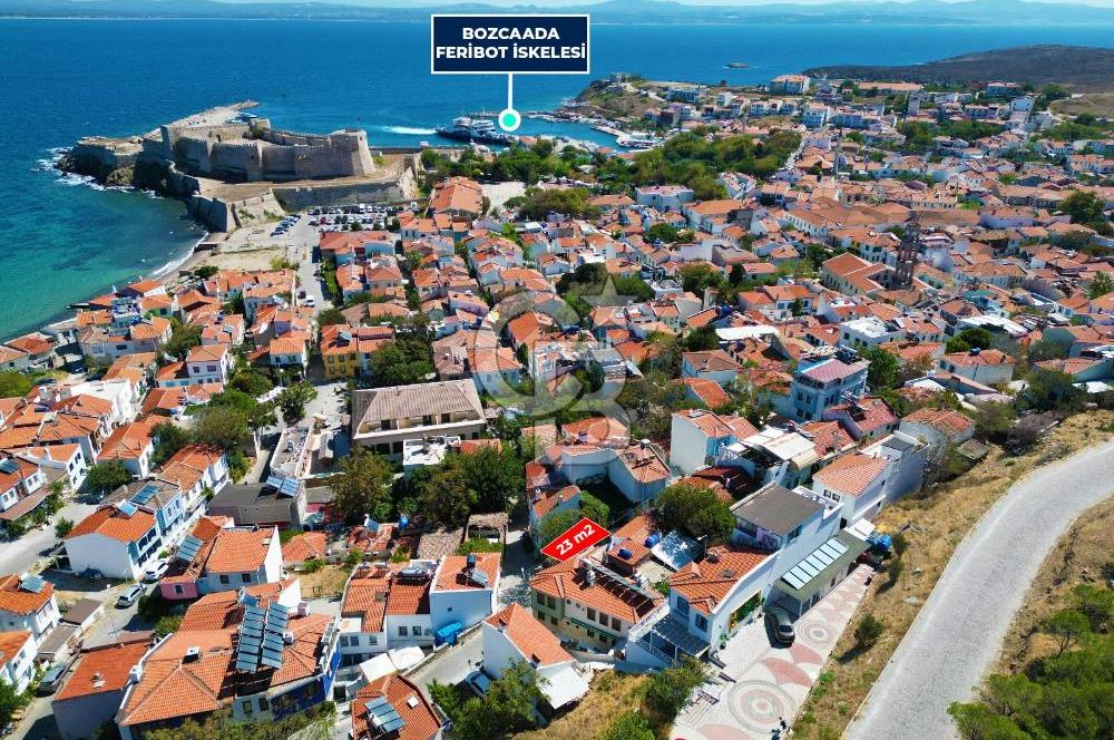 ÇANAKKALE BOZCAADA RUM MAHALLESİNDE SATILIK KÖŞE ARSA
