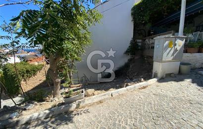 ÇANAKKALE BOZCAADA RUM MAHALLESİNDE SATILIK KÖŞE ARSA