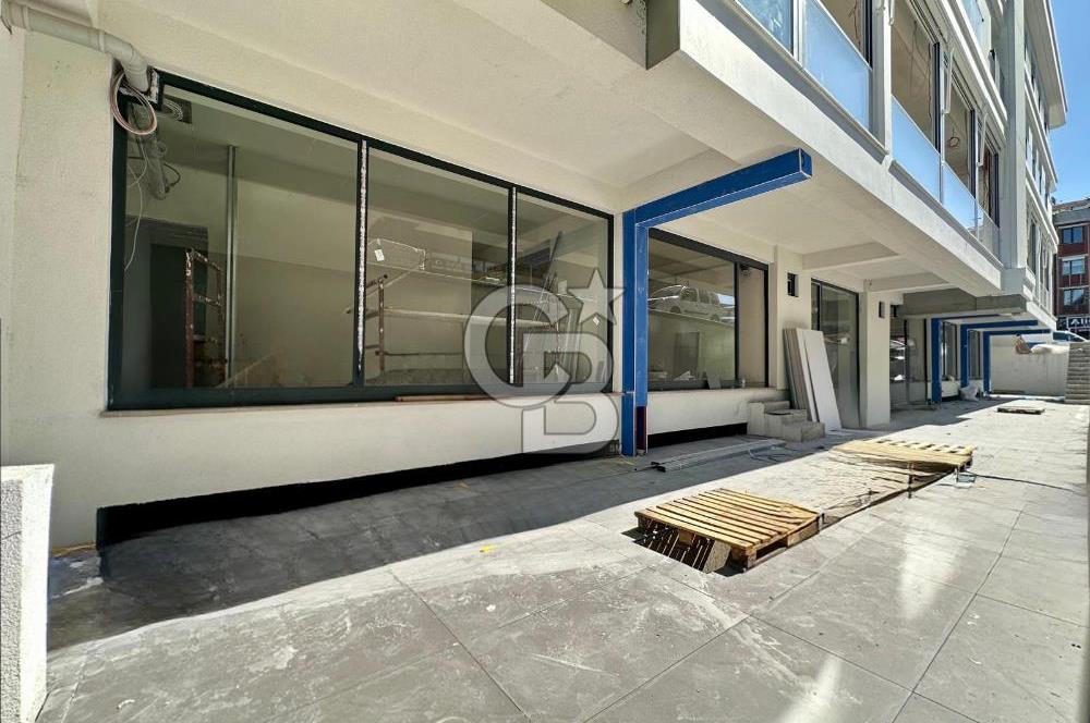 Acıbadem Caddesi Üzerinde Tabela Değeri Yüksek Satılık Dükkan