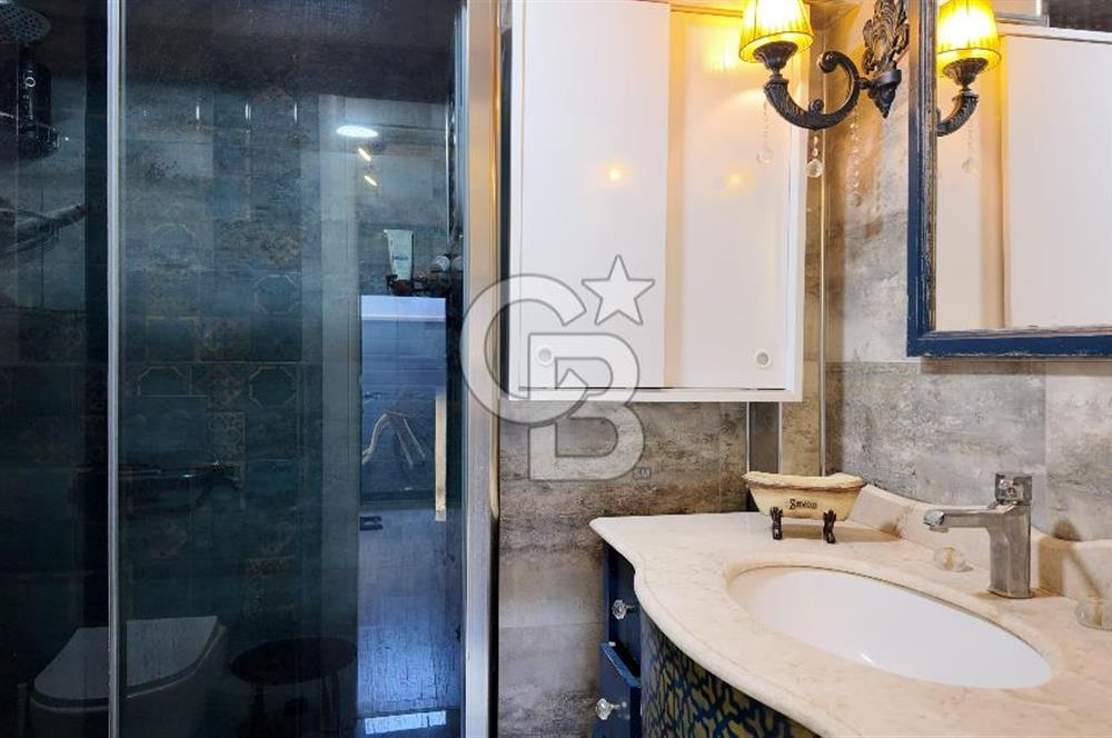 Çiğli Merkezi Konum Satılık 4+1 Lux Daire