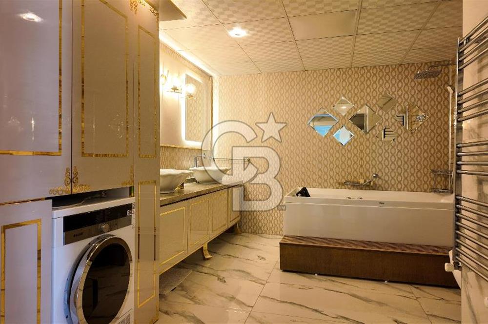 Çiğli Merkezi Konum Satılık 4+1 Lux Daire