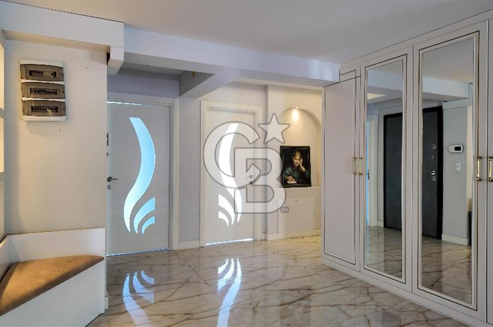 Çiğli Merkezi Konum Satılık 4+1 Lux Daire