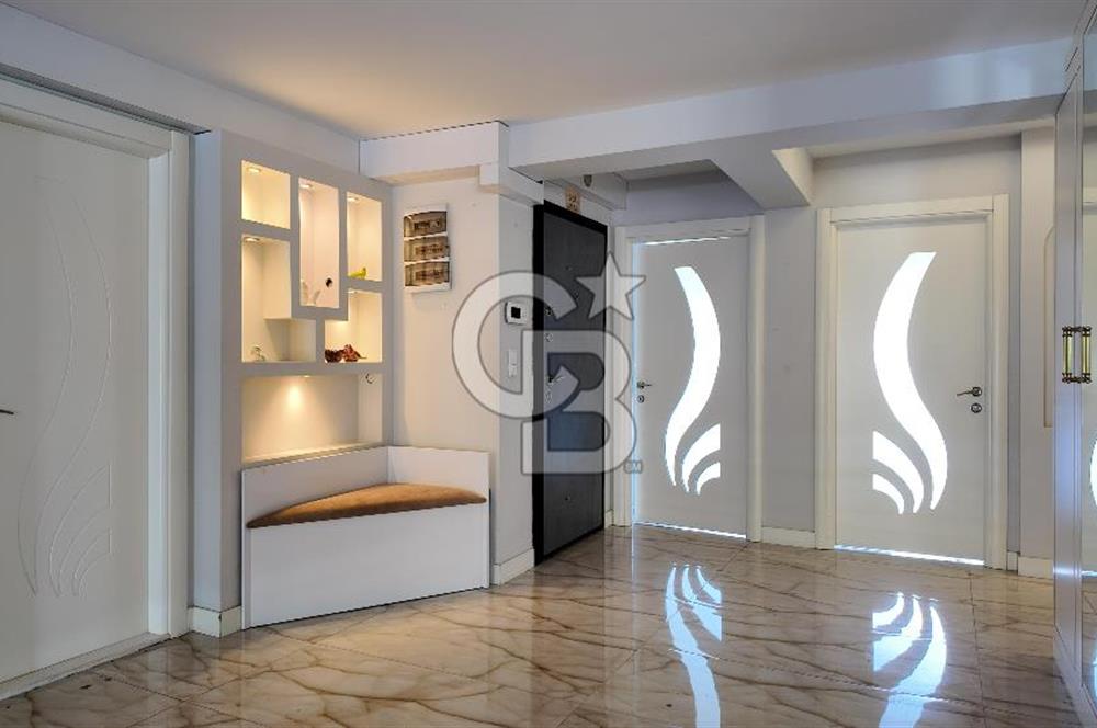 Çiğli Merkezi Konum Satılık 4+1 Lux Daire