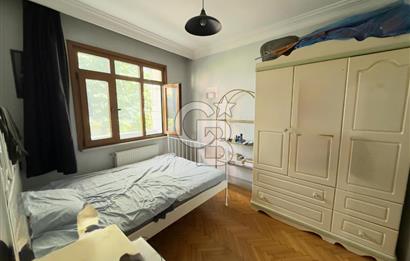 ÜSKÜDAR VALİDE-İ ATİK'TE GENİŞ M2 ÇİFT ÇEPHELİ SATILIK 3+1