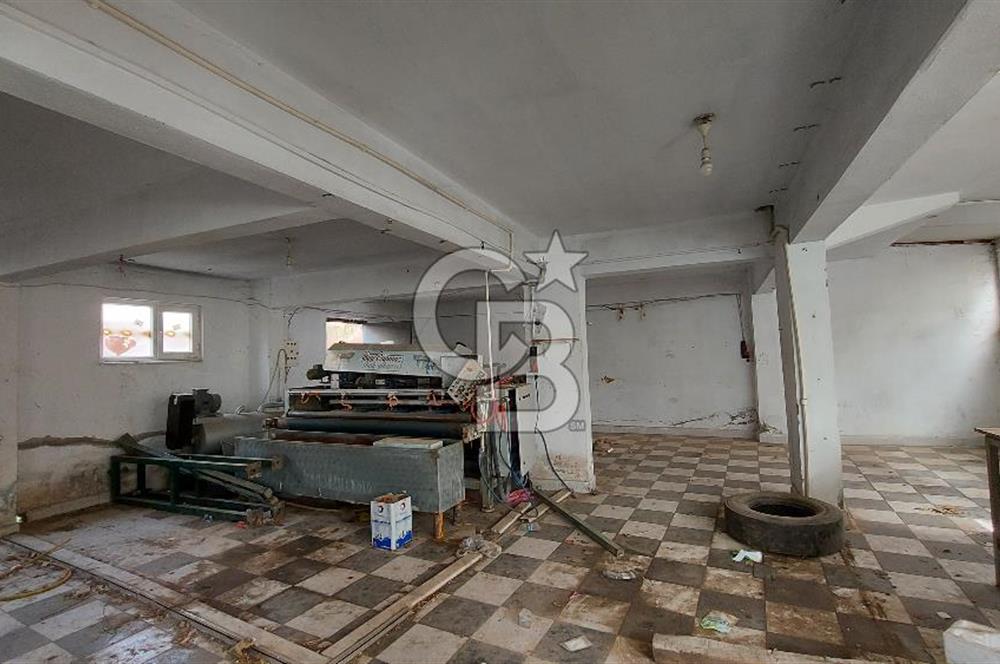 DERİNCE SIRRIPAŞA MAHALLESİ E-5'e YAKIN SATILIK DEPO VE DÜKKAN