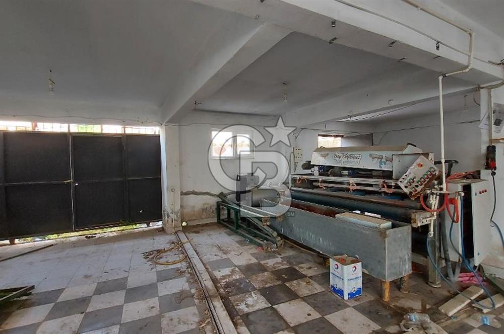 DERİNCE SIRRIPAŞA MAHALLESİ E-5'e YAKIN SATILIK DEPO VE DÜKKAN