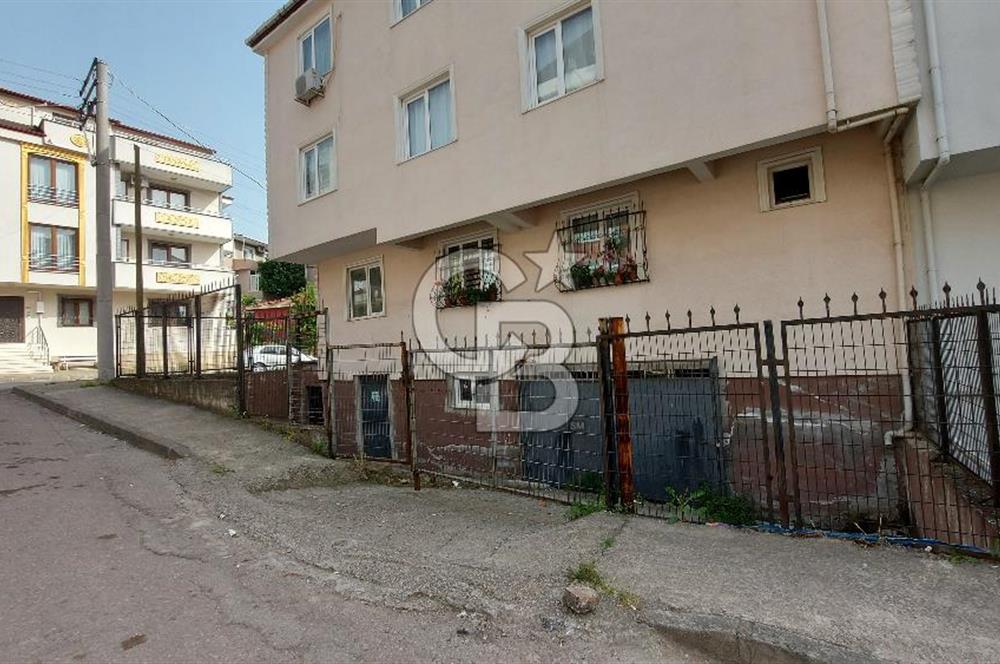 DERİNCE SIRRIPAŞA MAHALLESİ E-5'e YAKIN SATILIK DEPO VE DÜKKAN