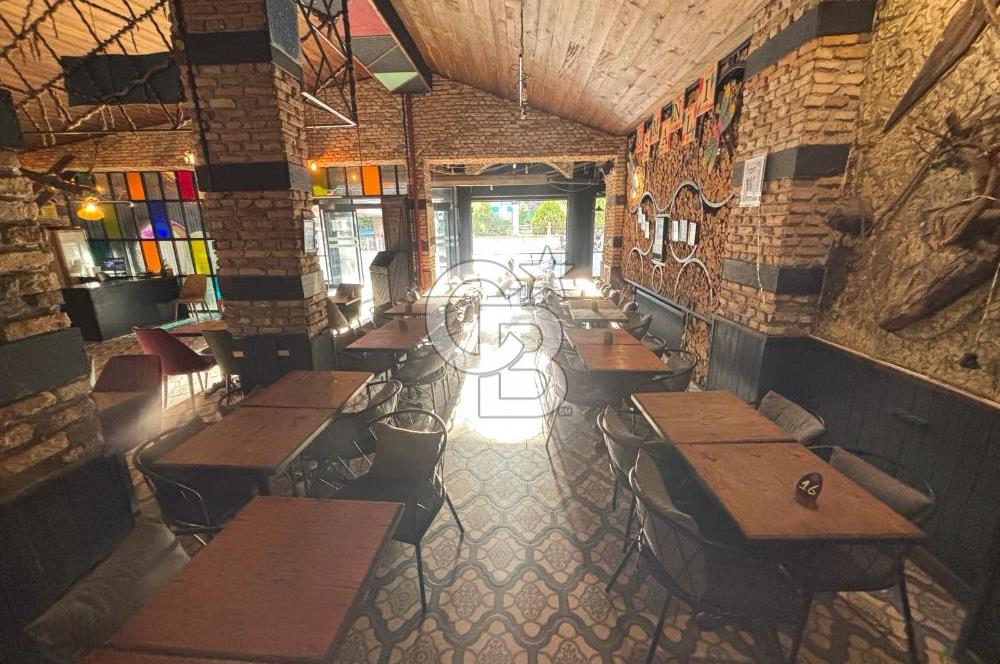 CB KiNG'DEN NEF KARŞISI YÜKSEK CİROLU DEVREN KİRALIK CAFE