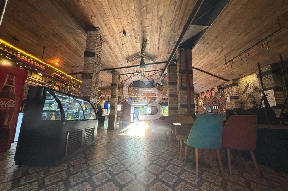CB KiNG'DEN NEF KARŞISI YÜKSEK CİROLU DEVREN KİRALIK CAFE