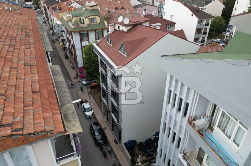 CB ENVOY'dan Karamürsel'de Merkezi Lokasyonda Satılık Dükkan