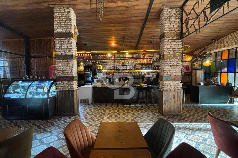 CB KiNG'DEN NEF KARŞISI YÜKSEK CİROLU DEVREN KİRALIK CAFE