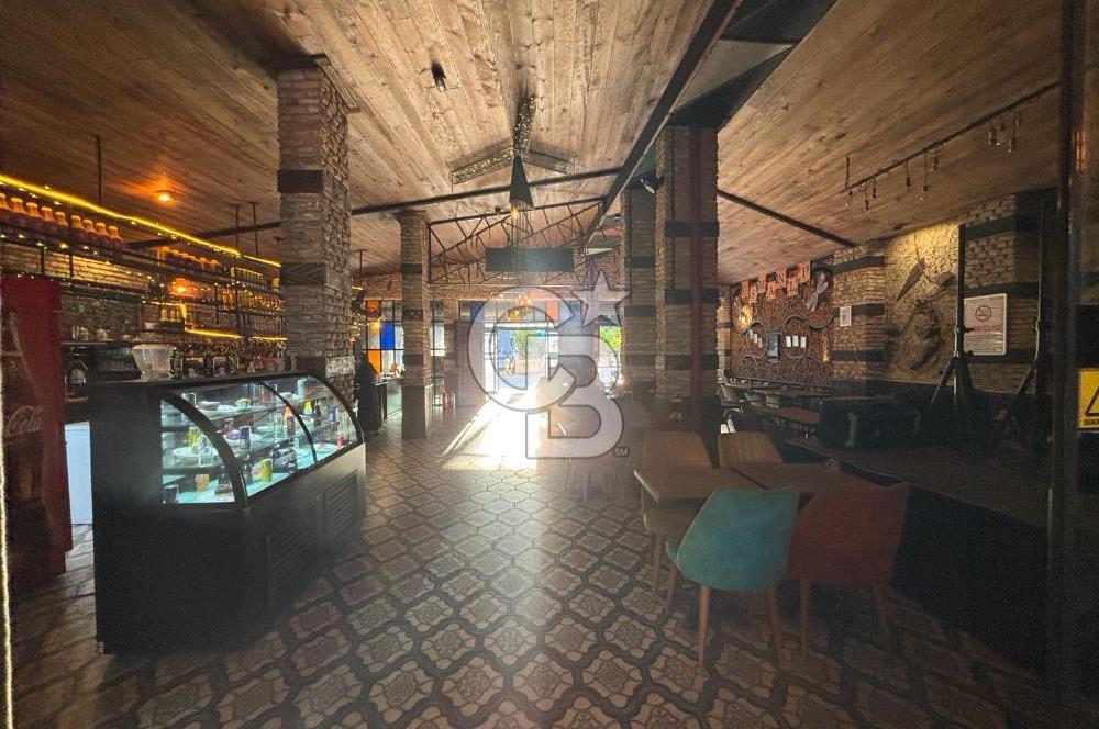CB KiNG'DEN NEF KARŞISI YÜKSEK CİROLU DEVREN KİRALIK CAFE
