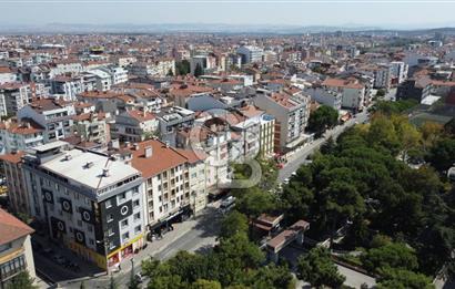 CB KiNG'DEN NEF KARŞISI YÜKSEK CİROLU DEVREN KİRALIK CAFE