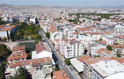 CB KiNG'DEN NEF KARŞISI YÜKSEK CİROLU DEVREN KİRALIK CAFE