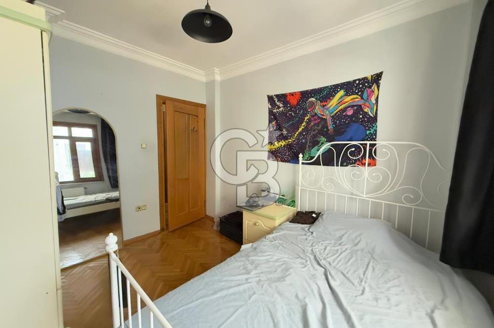 ÜSKÜDAR VALİDE-İ ATİK'TE GENİŞ M2 ÇİFT ÇEPHELİ SATILIK 3+1