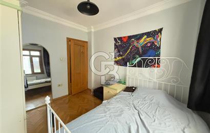 ÜSKÜDAR VALİDE-İ ATİK'TE GENİŞ M2 ÇİFT ÇEPHELİ SATILIK 3+1
