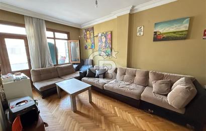 ÜSKÜDAR VALİDE-İ ATİK'TE GENİŞ M2 ÇİFT ÇEPHELİ SATILIK 3+1