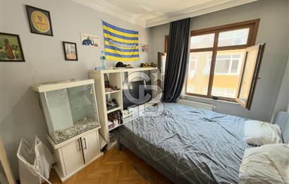 ÜSKÜDAR VALİDE-İ ATİK'TE GENİŞ M2 ÇİFT ÇEPHELİ SATILIK 3+1