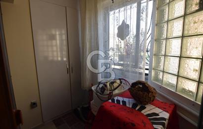 Çiğli Ataşehir Site içerisinde Satılık Tadilatlı geniş 3+1 Daire