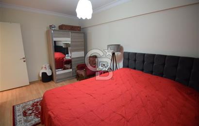 Çiğli Ataşehir Site içerisinde Satılık Tadilatlı geniş 3+1 Daire