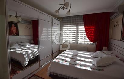 Çiğli Ataşehir Site içerisinde Satılık Tadilatlı geniş 3+1 Daire