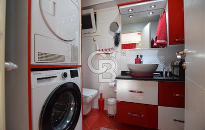 Çiğli Ataşehir Site içerisinde Satılık Tadilatlı geniş 3+1 Daire