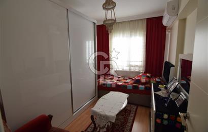 Çiğli Ataşehir Site içerisinde Satılık Tadilatlı geniş 3+1 Daire