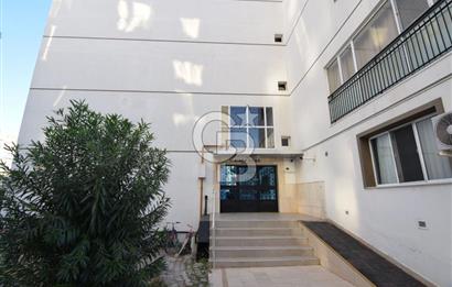 Çiğli Ataşehir Site içerisinde Satılık Tadilatlı geniş 3+1 Daire