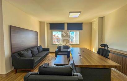 Maltepe Cevizli E-5 üzerinde Kiralık Ofis Katı