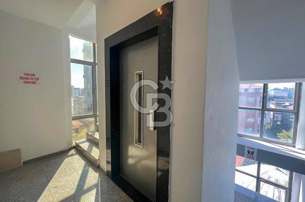 Maltepe Cevizli E-5 üzerinde Kiralık Ofis Katı