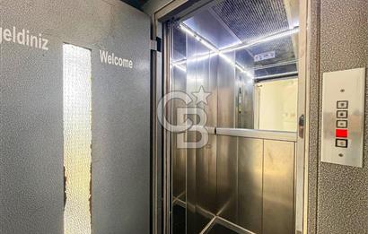Maltepe Cevizli E-5 üzerinde Kiralık Ofis Katı