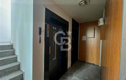 Maltepe Cevizli E-5 üzerinde Kiralık Ofis Katı